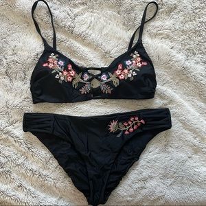 Ella Moss bikini set